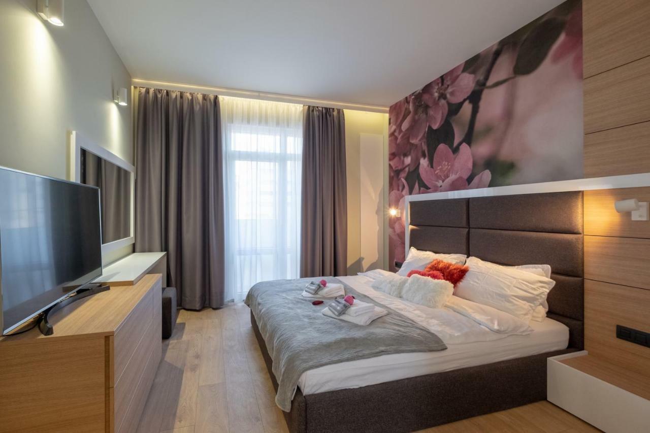 Vitosha Boulevard Two Bedroom Two Bathroom Lux Suite Sofia Extérieur photo